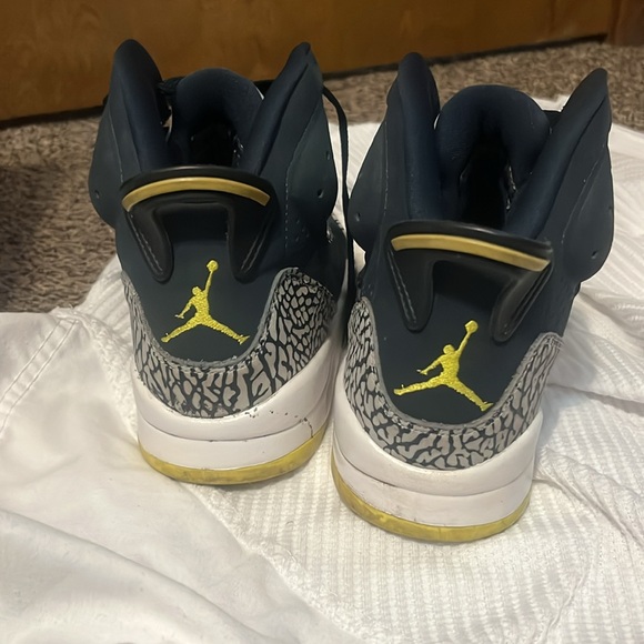 Jordan son of mars ‘Armory Navy’ - Picture 2 of 6